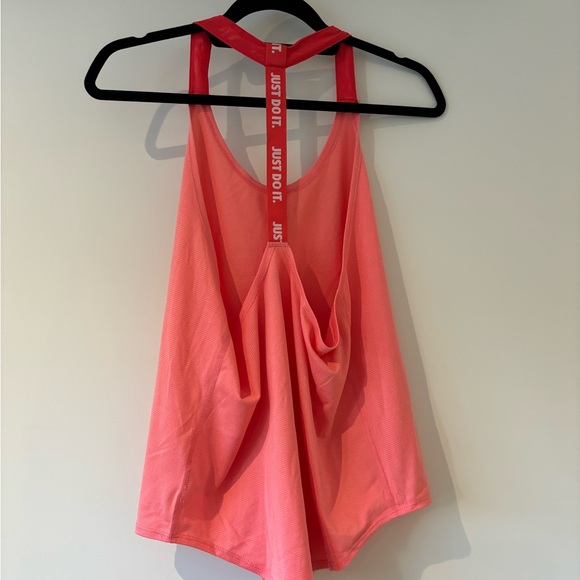 Nike pink Dri-Fit tank top -Sz M - Picture 2 of 4